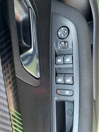 PEUGEOT 208 usata, con Sistema di navigazione