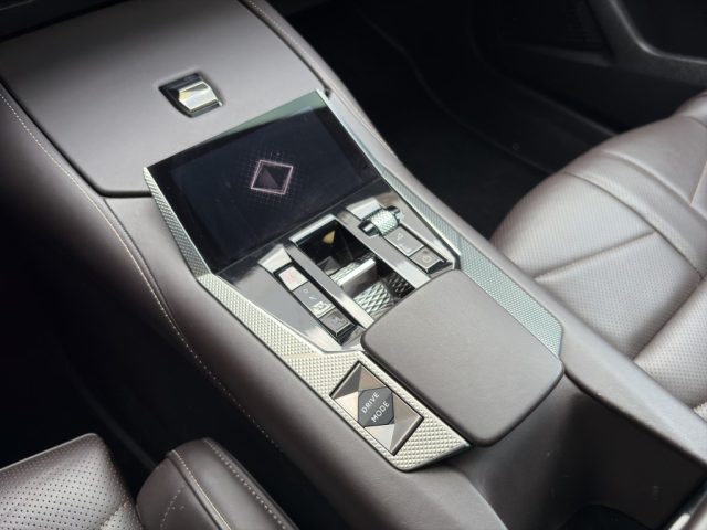 DS AUTOMOBILES DS 4 usata, con Fari LED