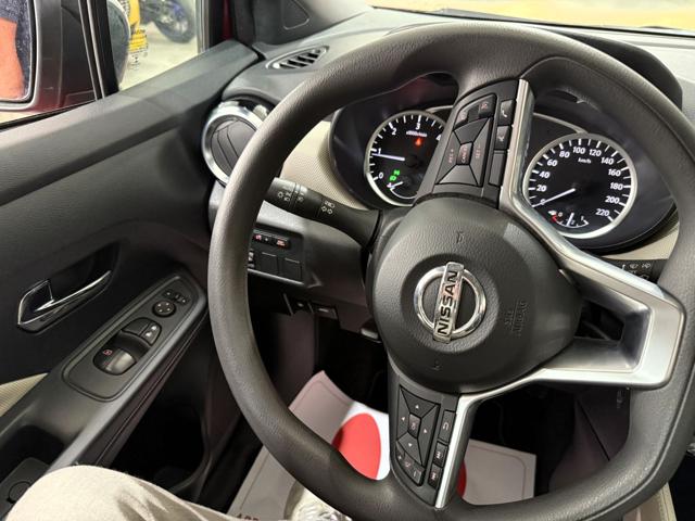 NISSAN Micra usata, con Park Distance Control