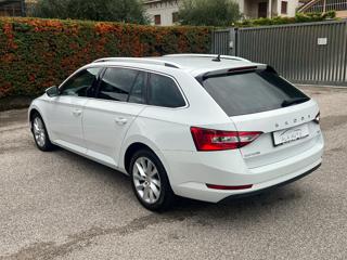 SKODA Superb usata, con Antifurto