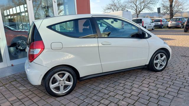 MERCEDES-BENZ A 160 usata, con Airbag