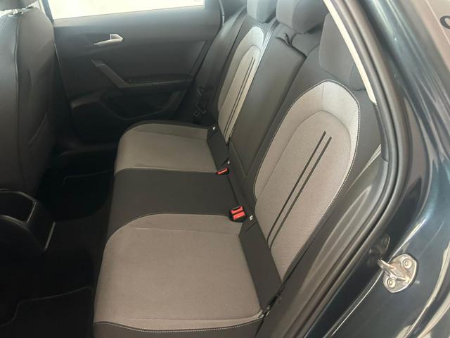 SEAT Leon usata, con Autoradio
