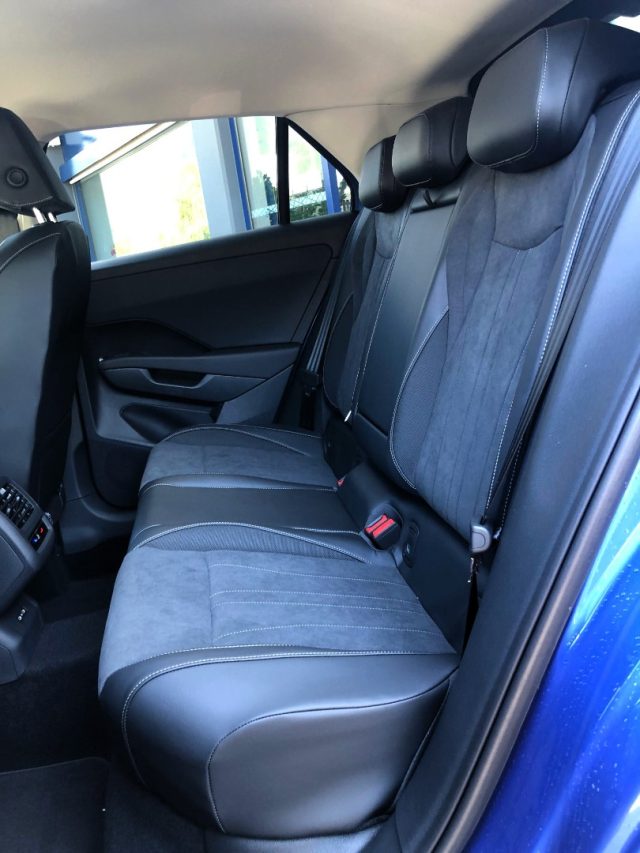 VOLKSWAGEN T-Roc usata, con Sensori di parcheggio anteriori