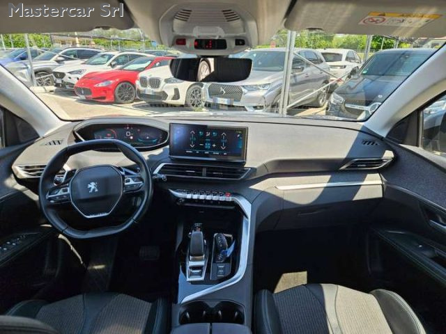 PEUGEOT 3008 usata, con Fari LED