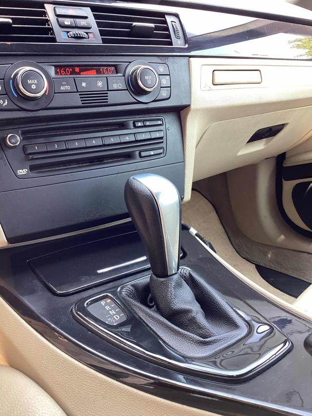 BMW 330 usata, con Fari Xenon