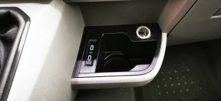 VOLKSWAGEN Caravelle usata 55