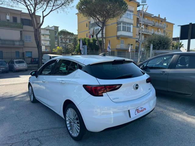 OPEL Astra usata, con Controllo automatico clima