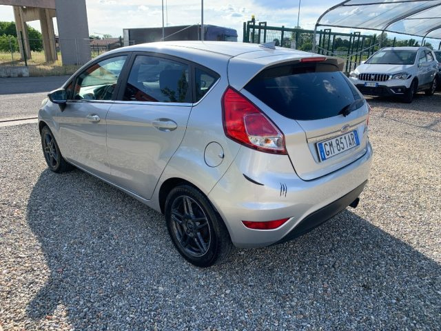 FORD Fiesta usata, con Boardcomputer