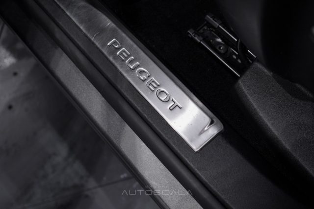 PEUGEOT 5008 usata, con Immobilizzatore elettronico