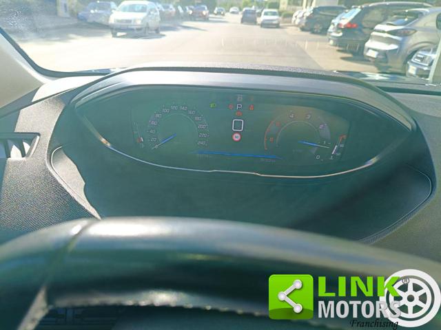 PEUGEOT 3008 usata, con Monitoraggio pressione pneumatici