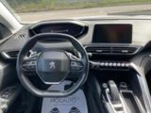 PEUGEOT 3008 usata, con Cruise Control