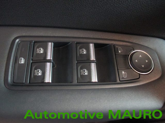 MITSUBISHI ASX usata, con Autoradio digitale