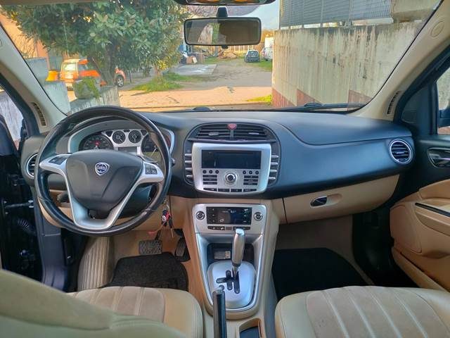 LANCIA Delta usata, con Airbag laterali