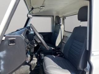 LAND ROVER Defender usata 6
