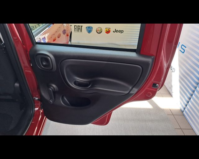 FIAT New Panda usata 17