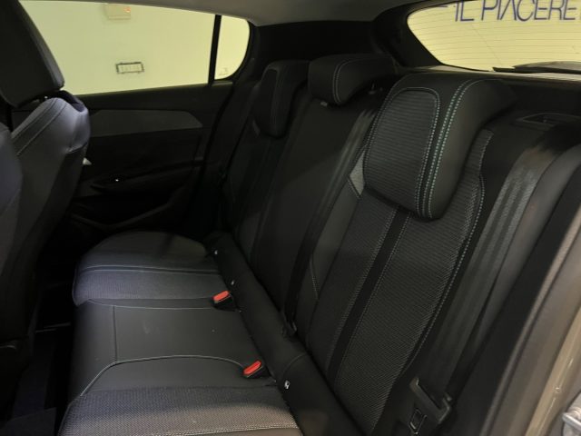 PEUGEOT 308 usata, con Fari Xenon