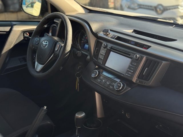 TOYOTA RAV 4 usata, con ESP