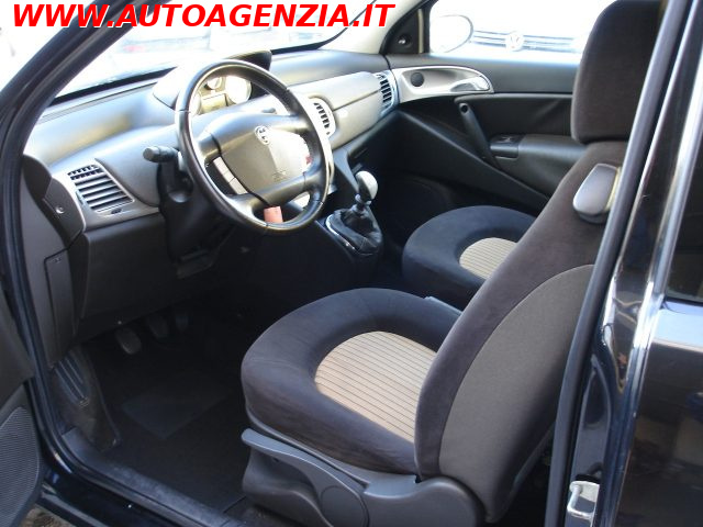 LANCIA Ypsilon usata 10