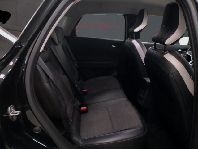 RENAULT Captur usata 16