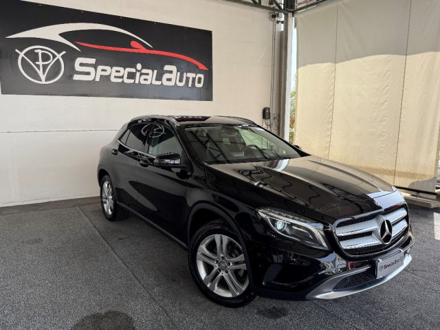 MERCEDES-BENZ GLA 200 usata, con Climatizzatore