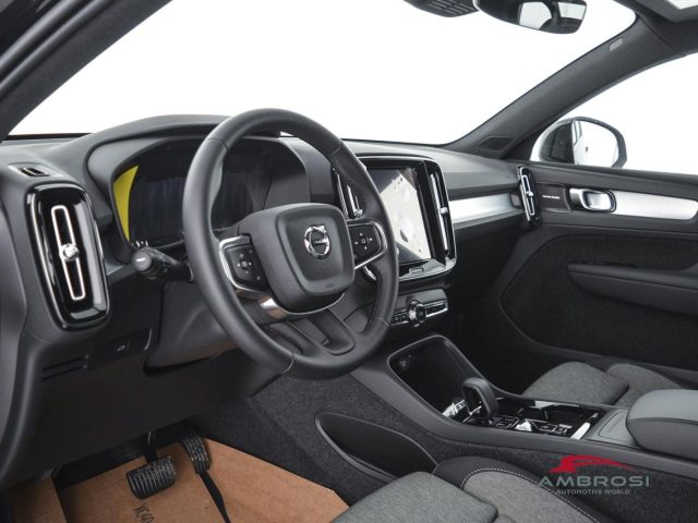 VOLVO XC40 usata 7