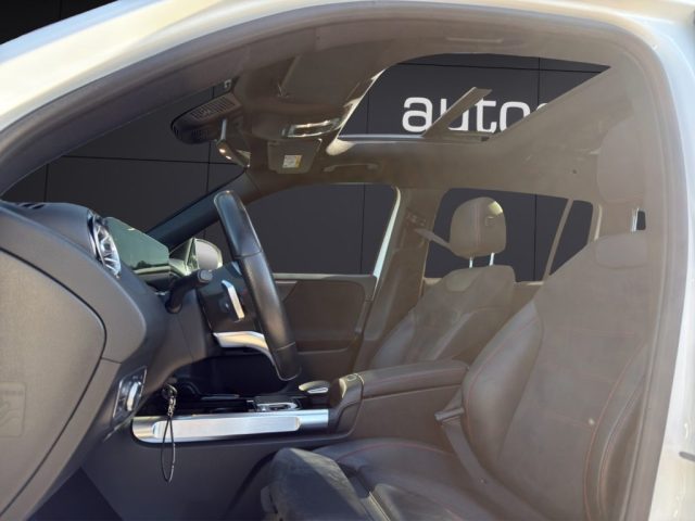 MERCEDES-BENZ GLB 200 usata, con Chiusura centralizzata