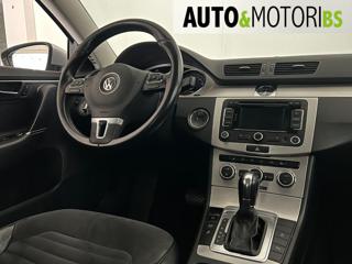 VOLKSWAGEN Passat usata, con Hill holder
