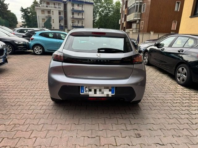 PEUGEOT 208 usata, con Autoradio