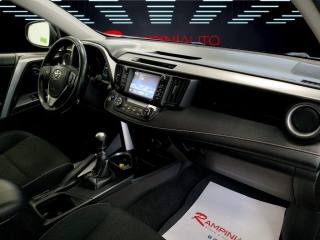 TOYOTA RAV 4 usata 17