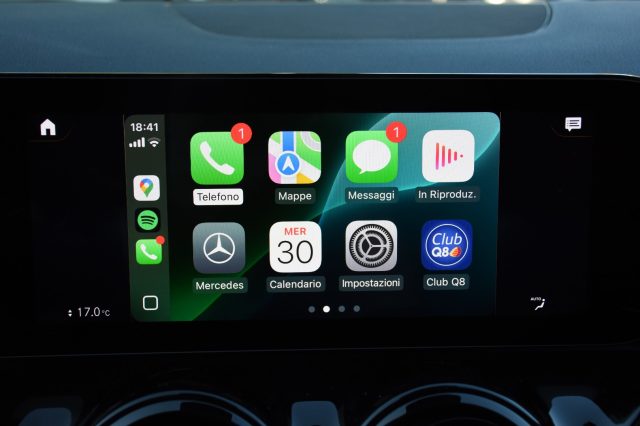MERCEDES-BENZ GLA 200 usata, con Controllo automatico clima