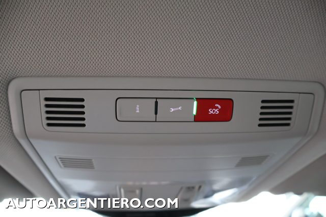 VOLKSWAGEN T-Roc usata, con Fari LED