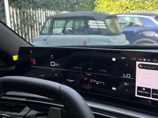 PEUGEOT 3008 usata, con USB