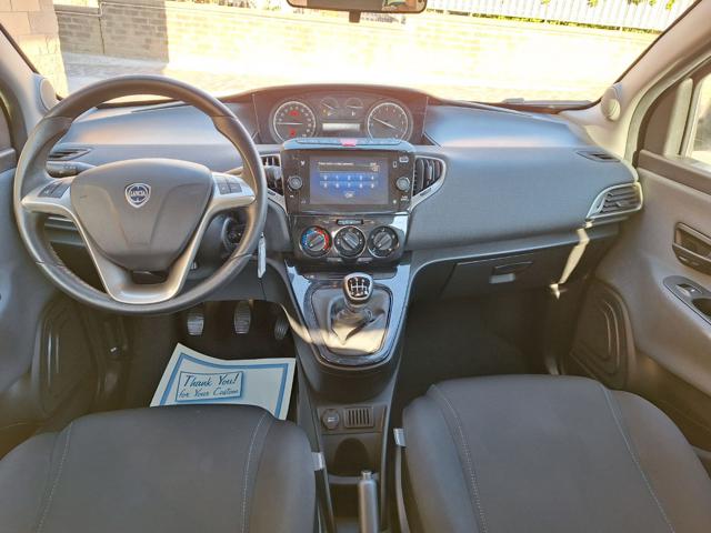 LANCIA Ypsilon usata, con ESP