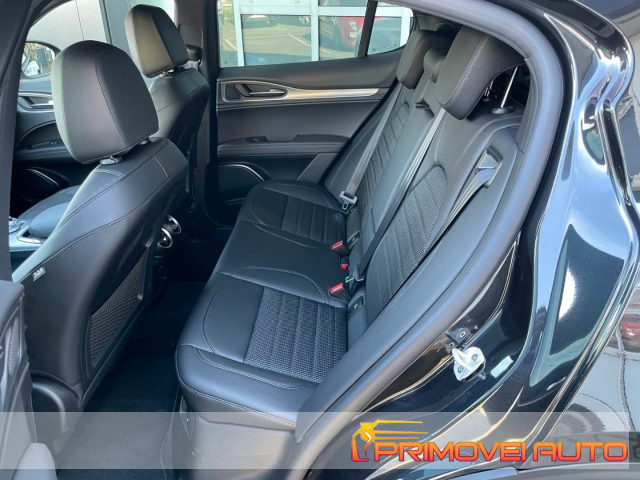 ALFA ROMEO Stelvio usata, con Autoradio