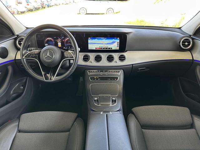 MERCEDES-BENZ E 200 usata, con Controllo automatico clima