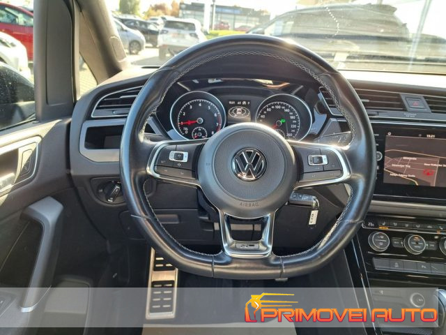 VOLKSWAGEN Touran usata, con Autoradio
