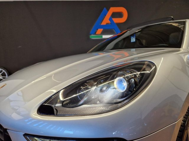 PORSCHE Macan usata, con Airbag testa