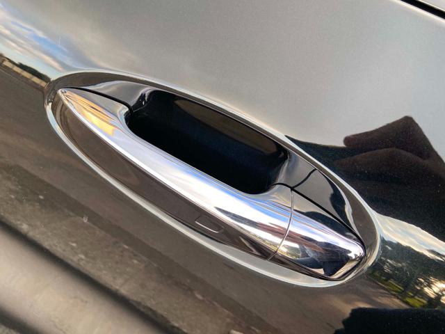 MERCEDES-BENZ GLA 200 usata, con Specchietti laterali elettrici