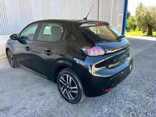 PEUGEOT 208 usata, con Autoradio