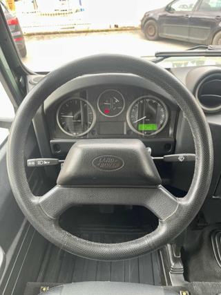 LAND ROVER Defender usata 13