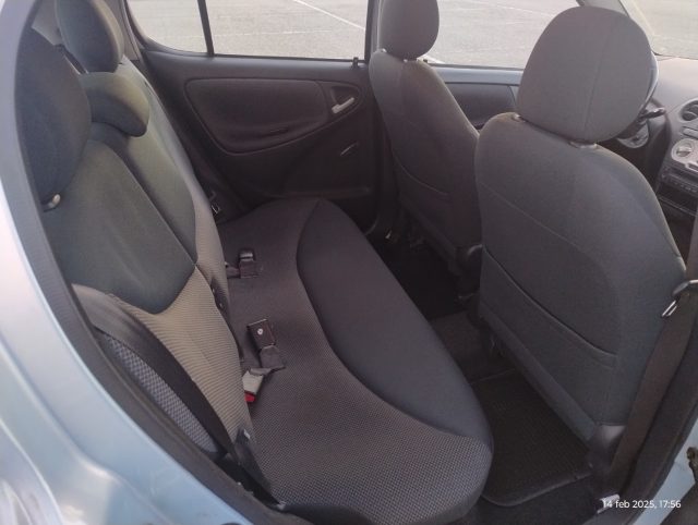TOYOTA Yaris usata, con Chiusura centralizzata