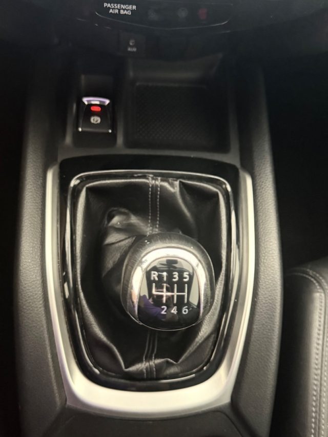 NISSAN X-Trail usata 16