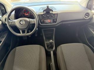 VOLKSWAGEN up! usata, con Frenata d
