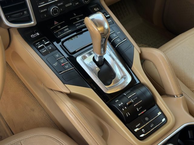 PORSCHE Cayenne usata, con Fendinebbia