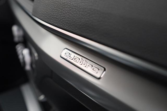 AUDI Q5 usata, con Park Distance Control