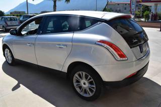 LANCIA Delta usata, con Specchietti laterali elettrici