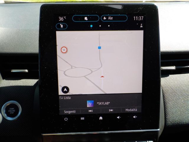 RENAULT Clio usata, con Volante in pelle