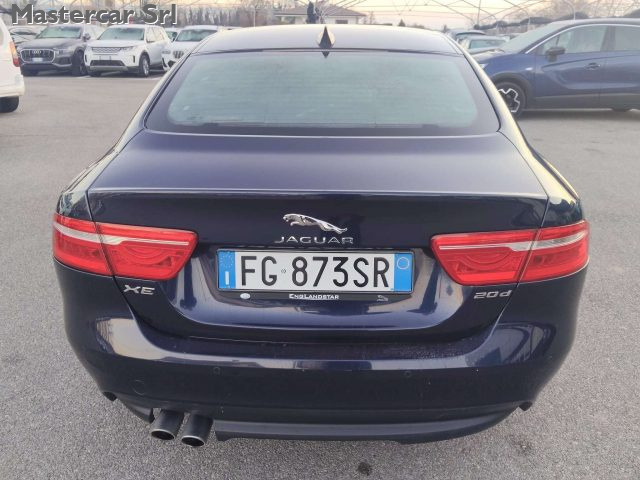 JAGUAR XE usata, con Controllo trazione