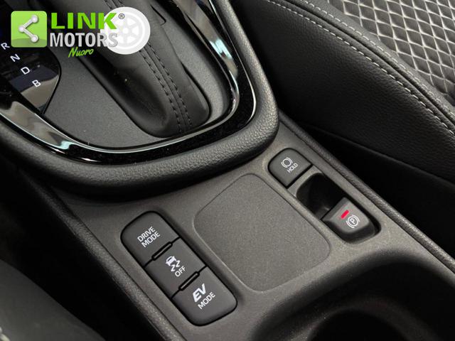 TOYOTA Yaris usata, con MP3