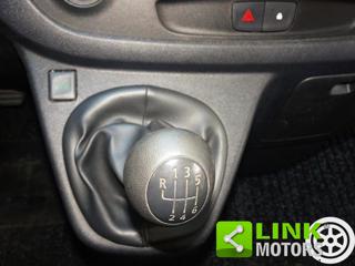 OPEL Vivaro usata, con ESP
